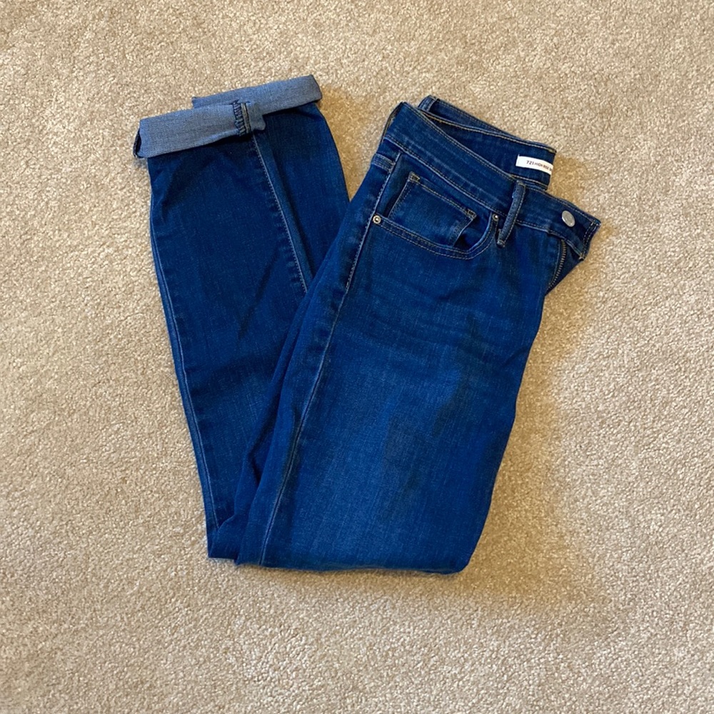 Levi’s 721 high rise skinny jeans